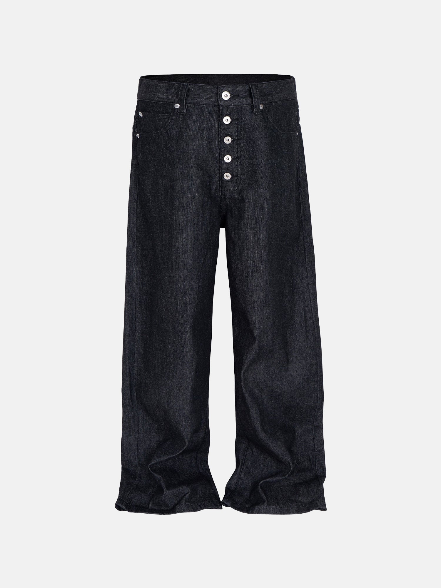 Jeans larghi con patta e bottoni