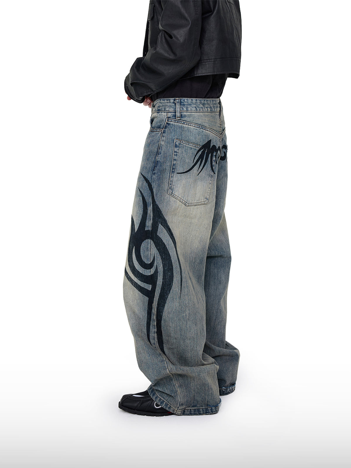Jeans tribali sbiaditi