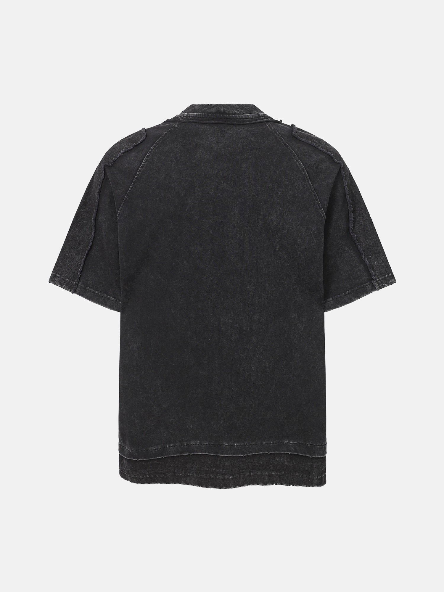 T-Shirt con Frammento di Graffito