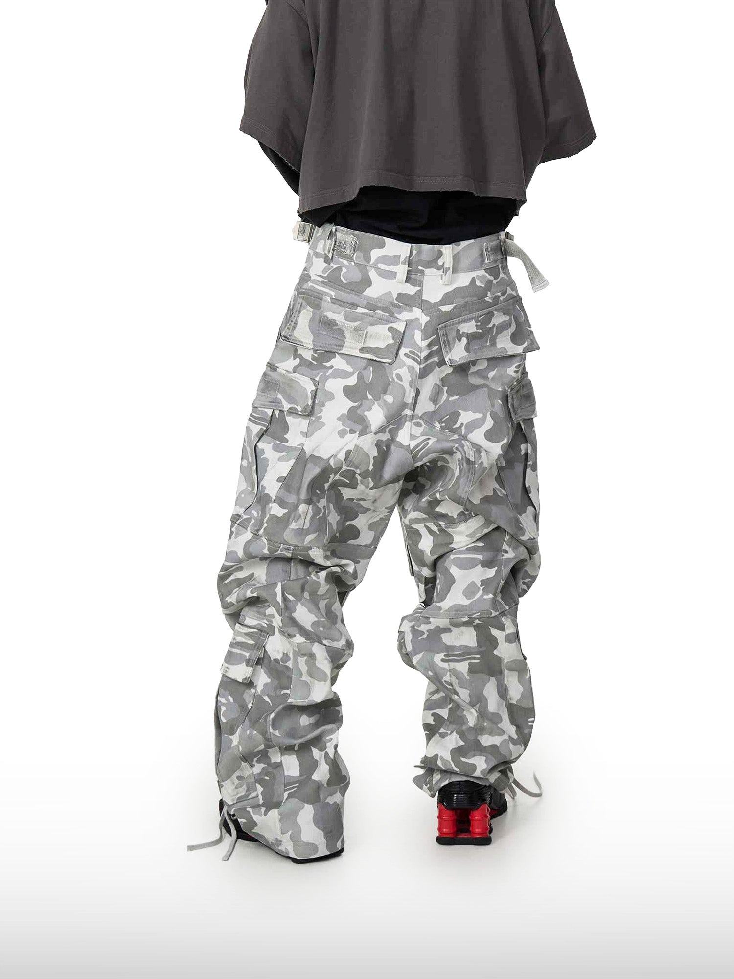Pantaloni mimetici bianchi