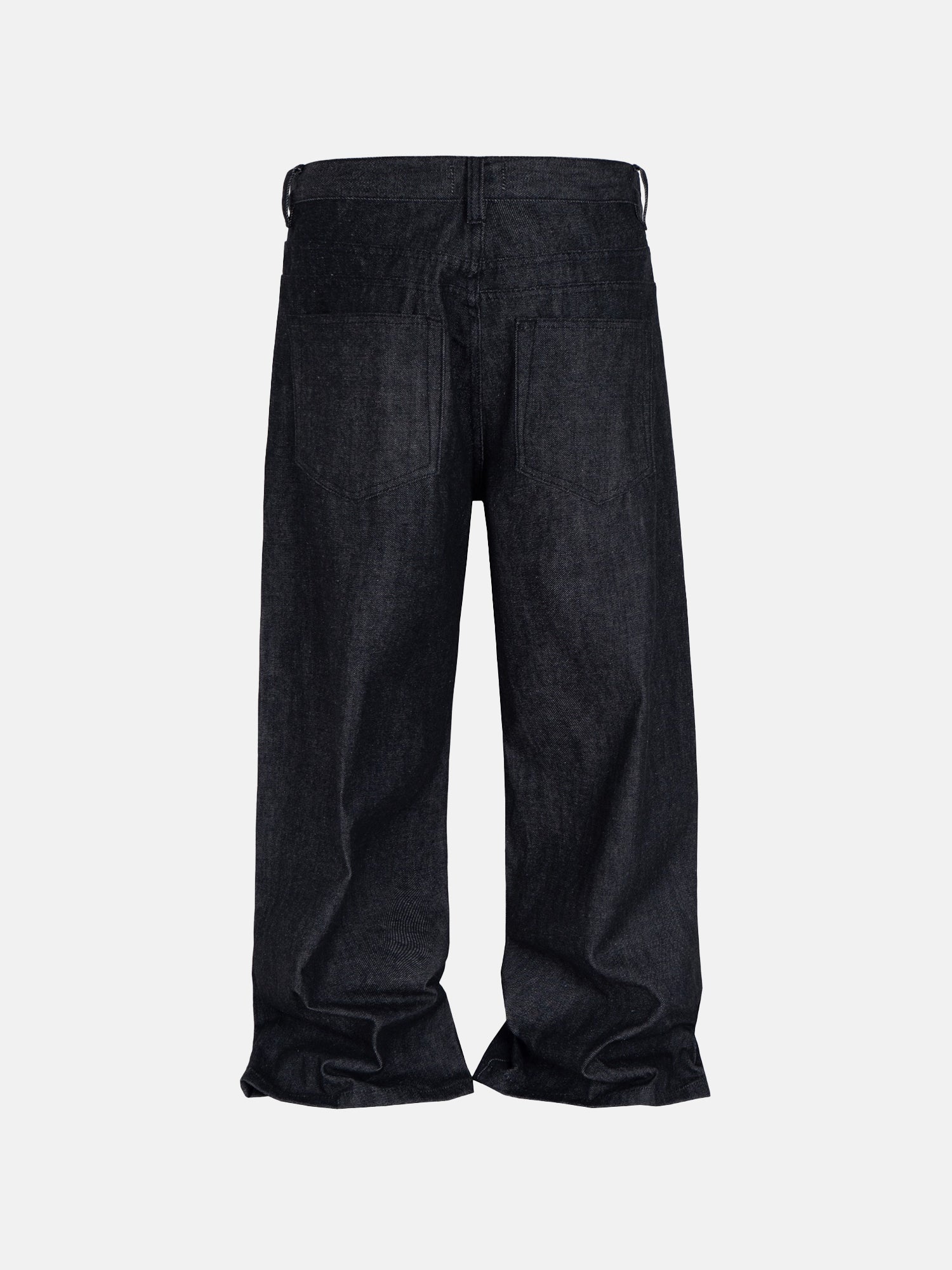Jeans larghi con patta e bottoni