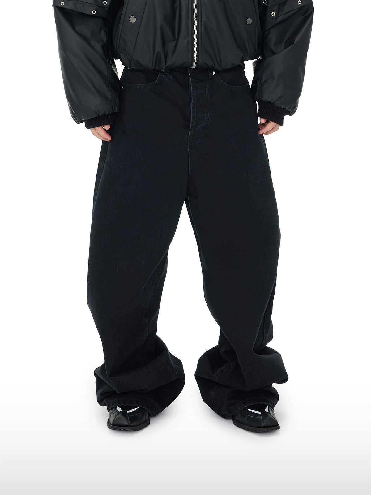Classic Black Baggy Jeans