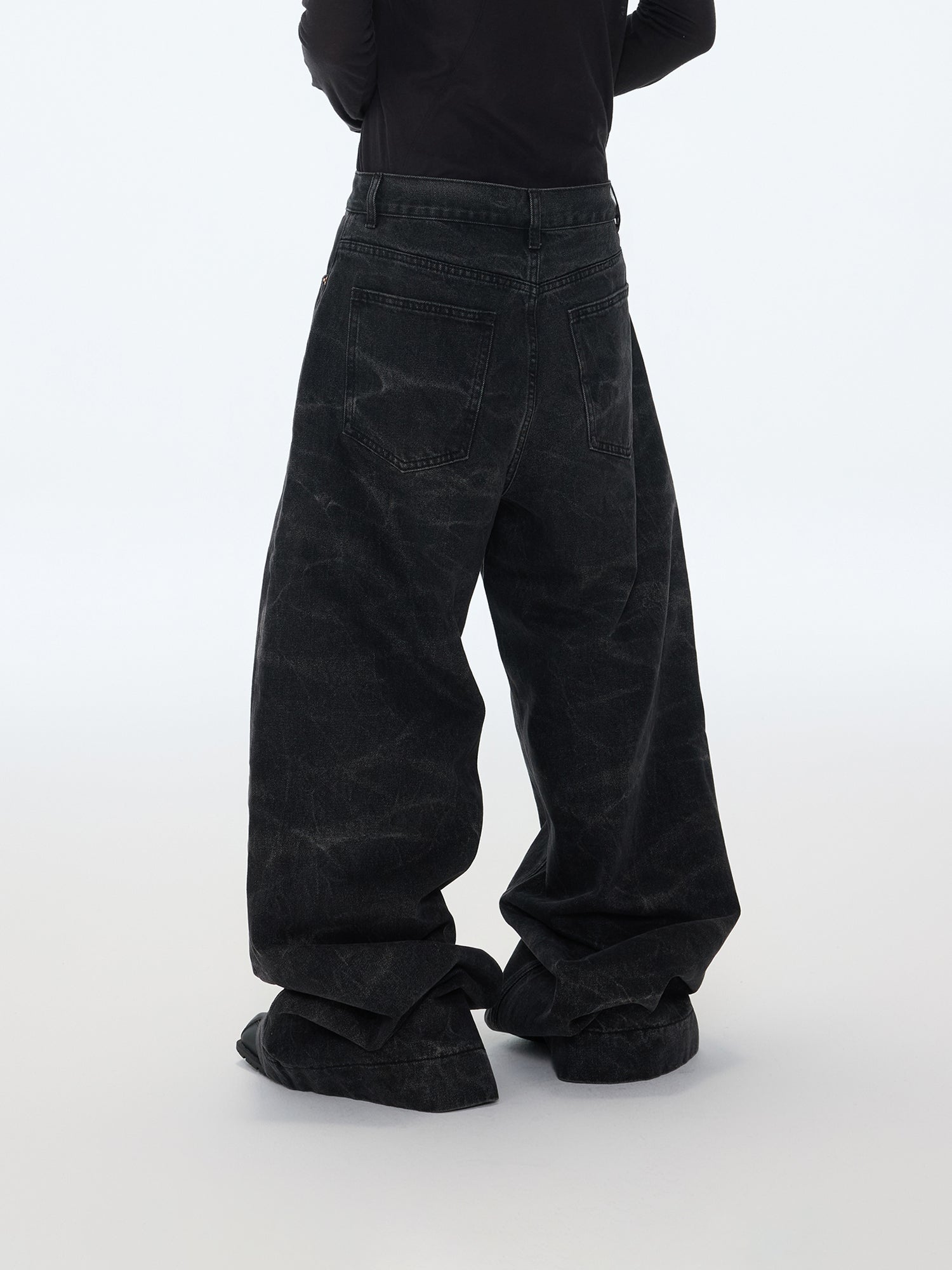 Dark Leopard Jeans