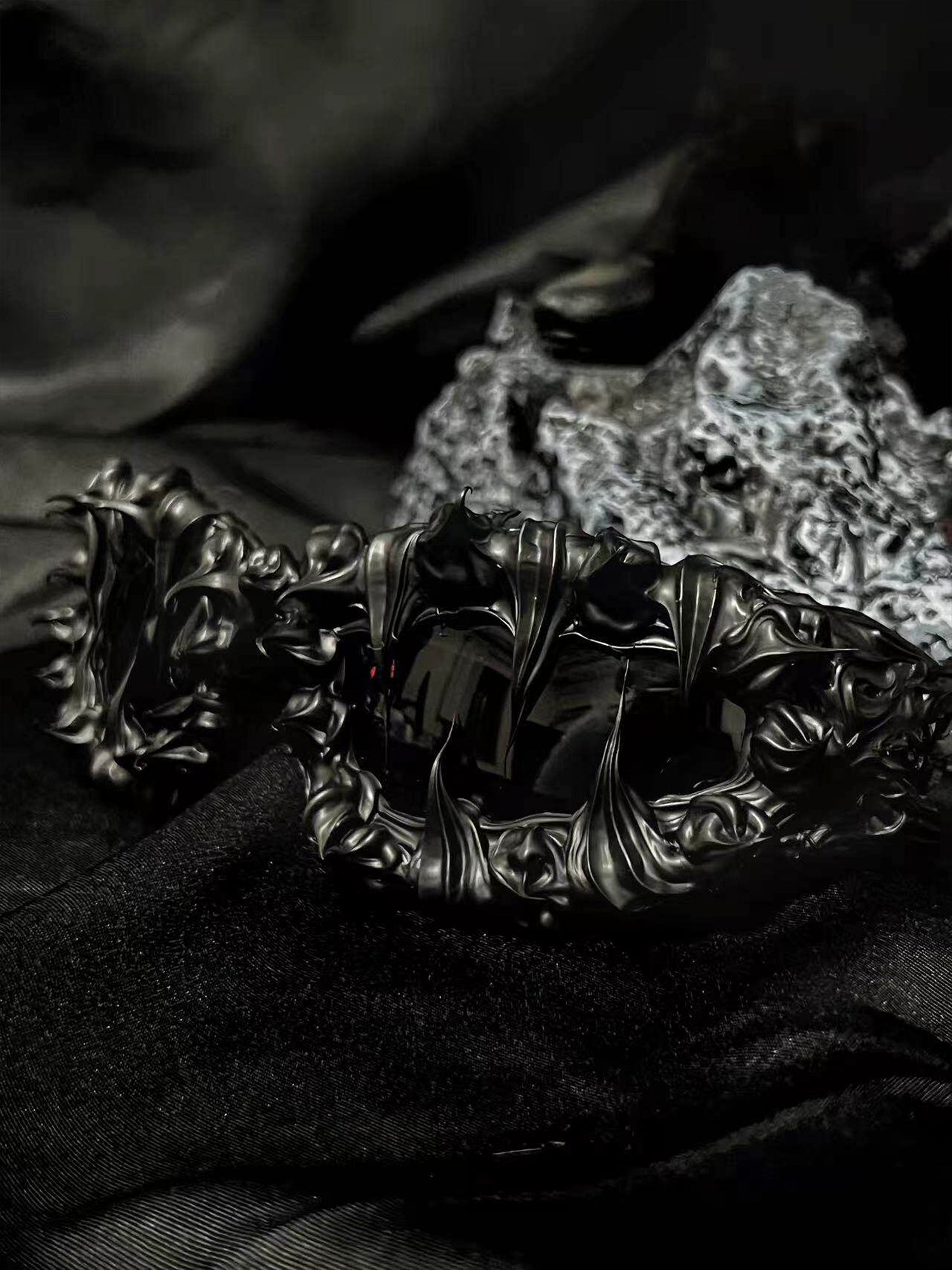 Dark Thorn Shades