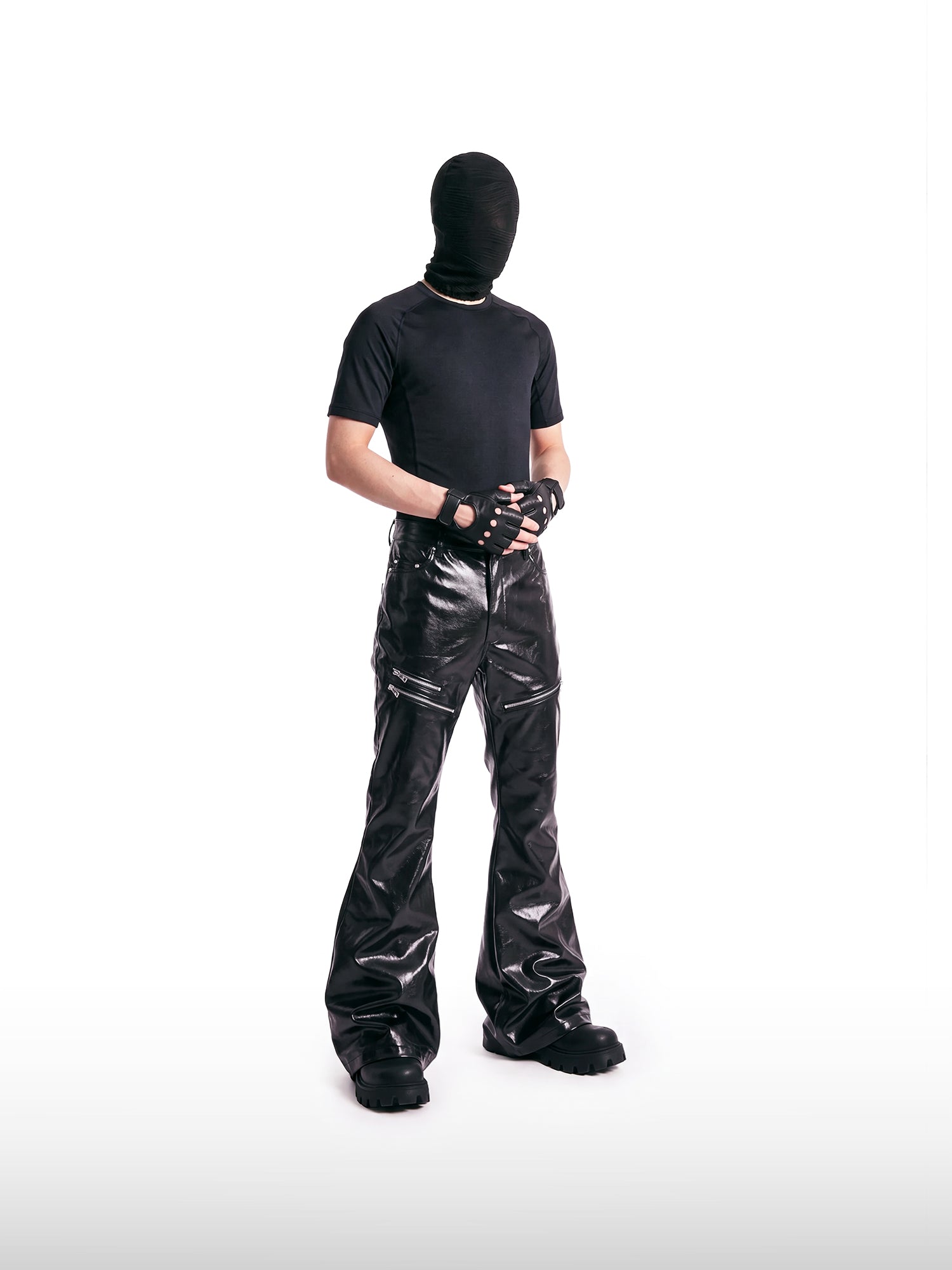 Jeans a zampa neri lucidi