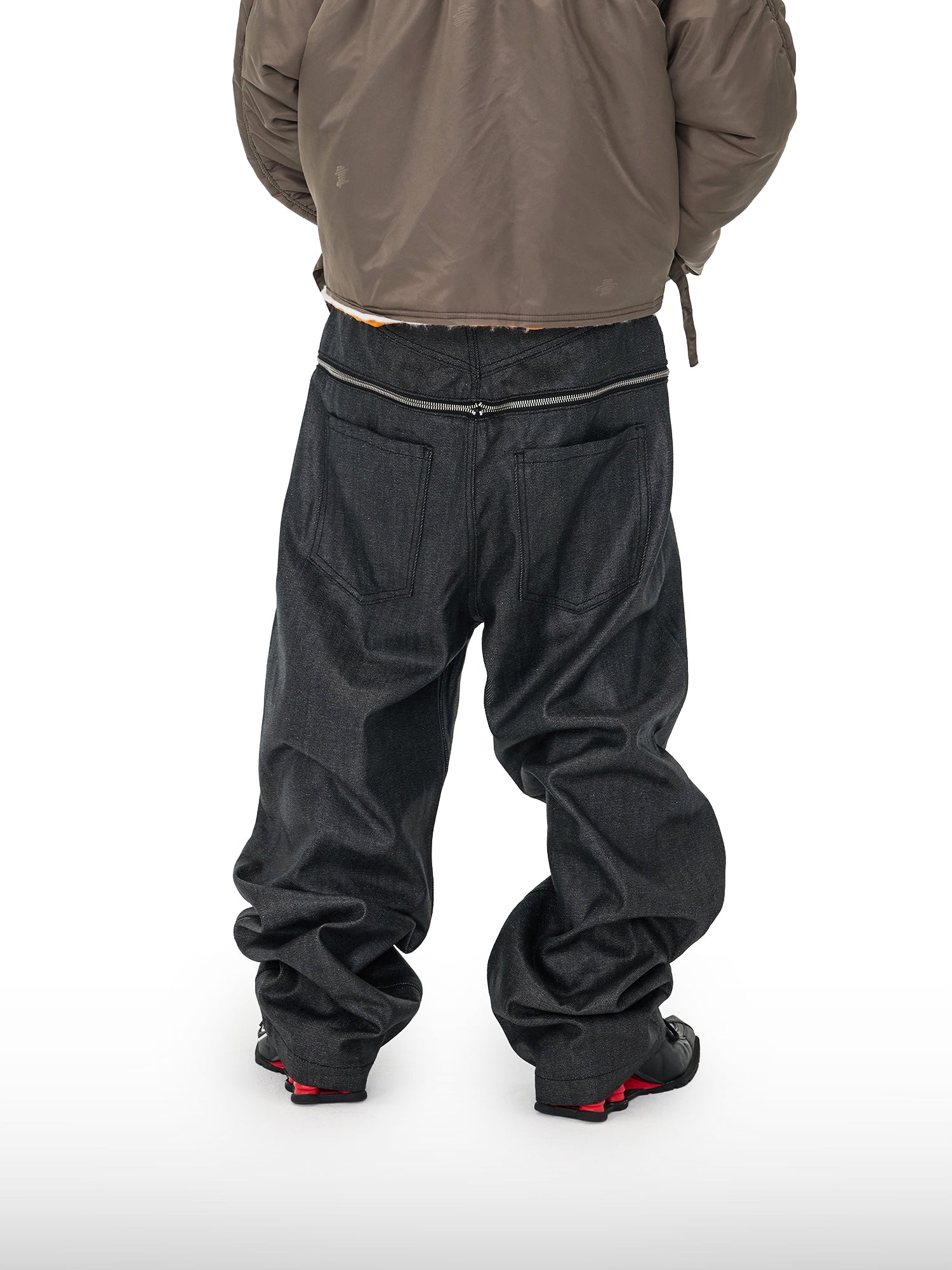 Opium Zipped Jeans