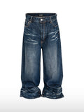 Oversized Motion Jeans