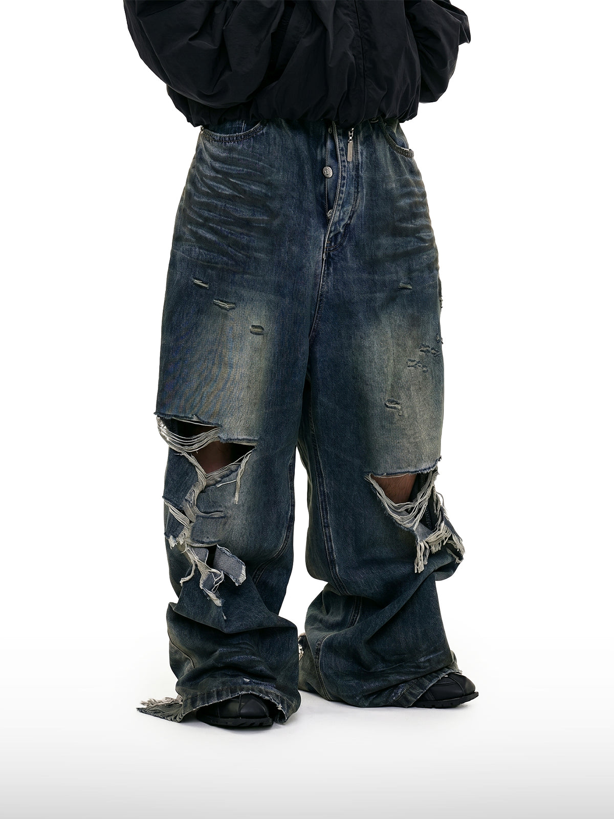 Jeans larghi rovinati